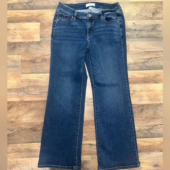 LANE BRYANT  Signature fit  Mid-Rise boot Women's Jeans size 12 short - Picture 3 of 7